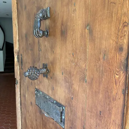 Elegant Apartment On A Quiet Street In Old Town * Antibes