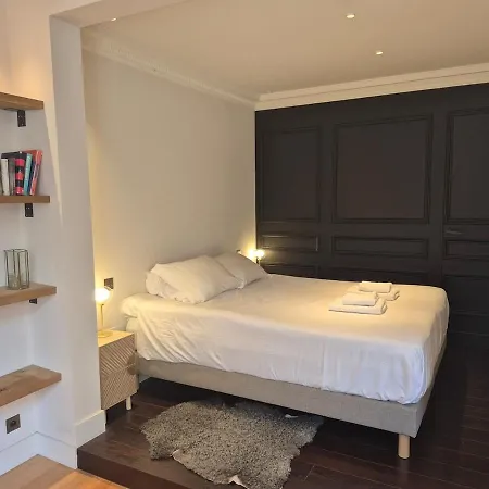 Apartamento Elegant On A Quiet Street In Old Town *