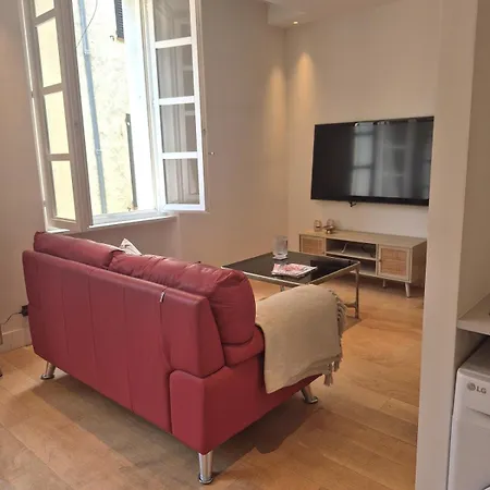 Apartamento Elegant On A Quiet Street In Old Town *